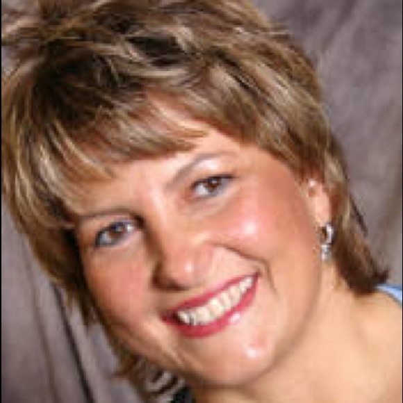 Meet your Posher, Beth - Picture 1 of 1